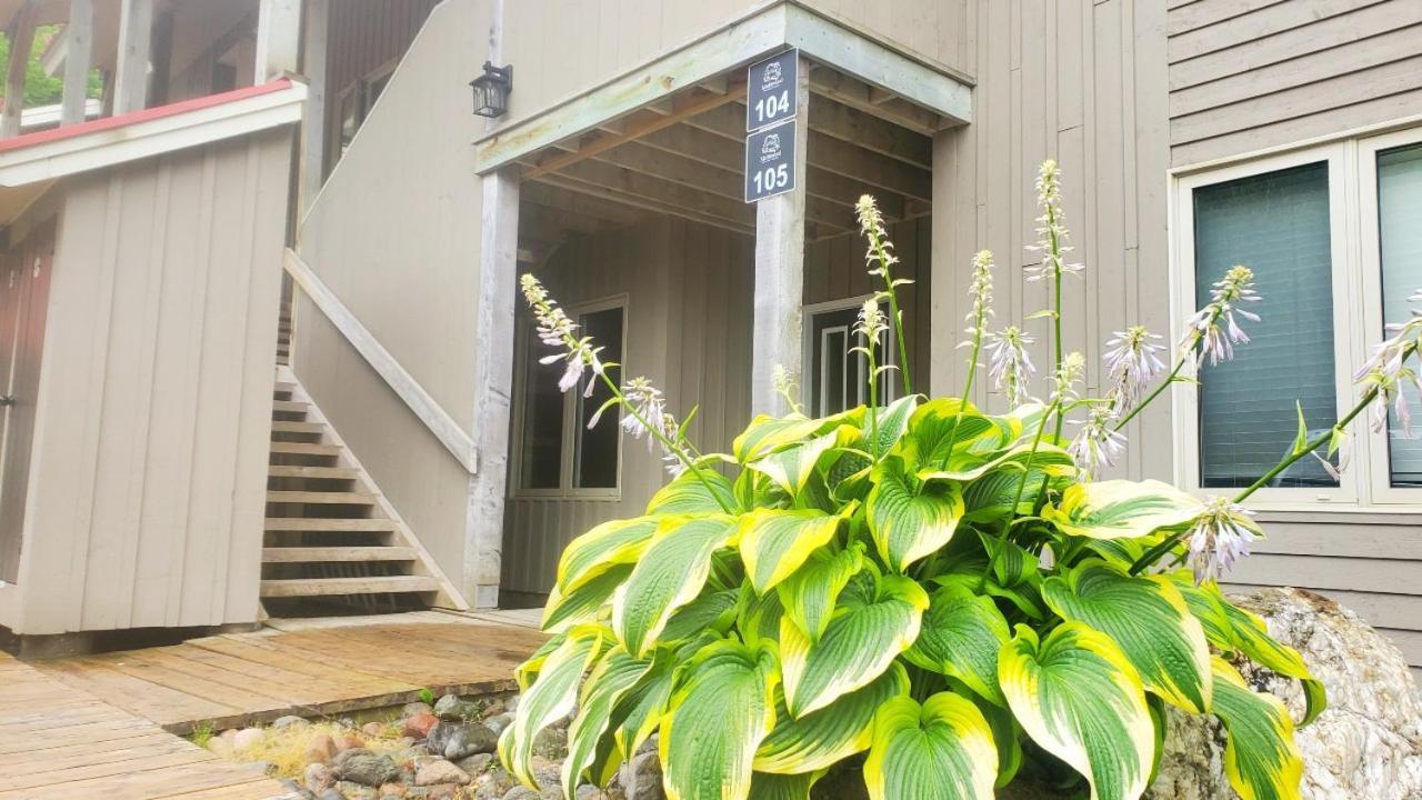 Marblewood Village Resort Steady Brook ภายนอก รูปภาพ
